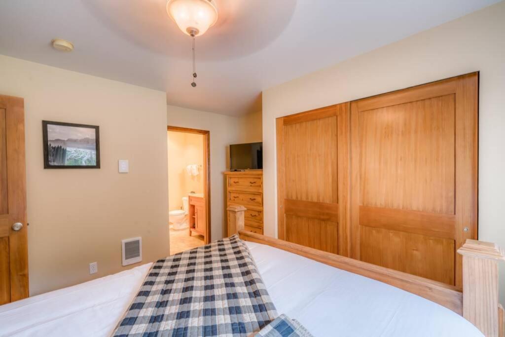 Das Bavarian Condo, 5 Star Ground Floor Unit, Walk To Town, Sleeps 6 Левънуърт Екстериор снимка